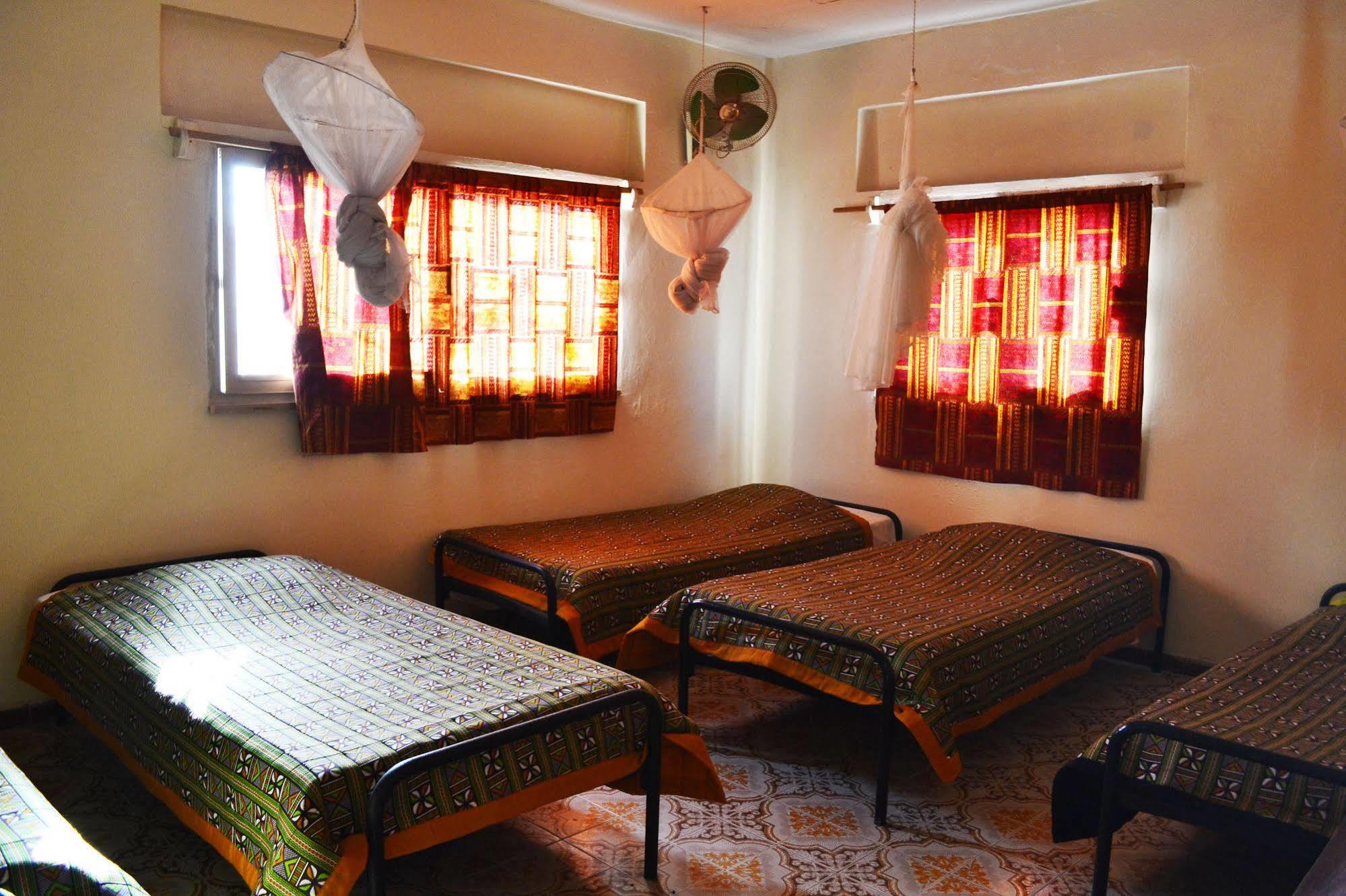 Hostel Via Via Yoff Zewnętrze zdjęcie
